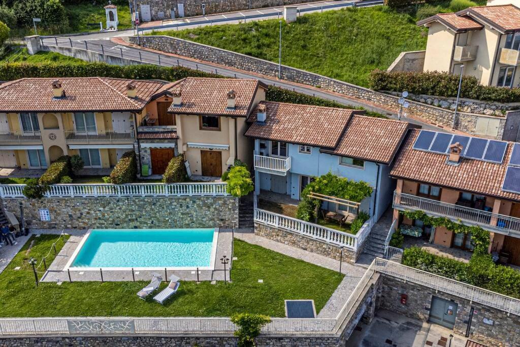 La Dolce Vita - Vista Lago E Piscina Parzanica Exterior foto