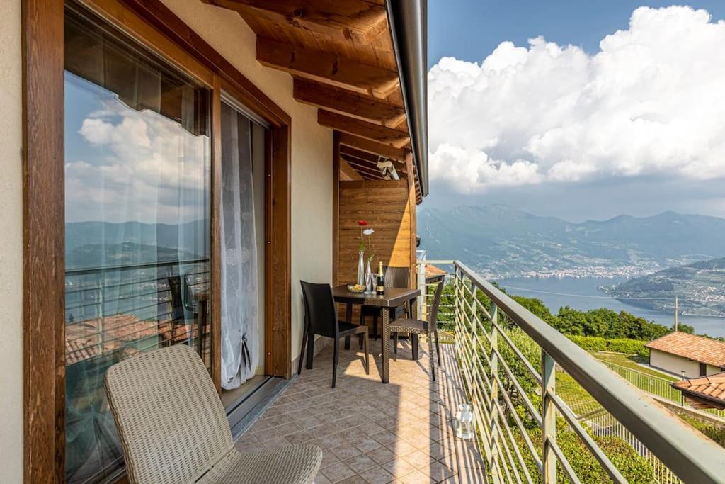 La Dolce Vita - Vista Lago E Piscina Parzanica Exterior foto